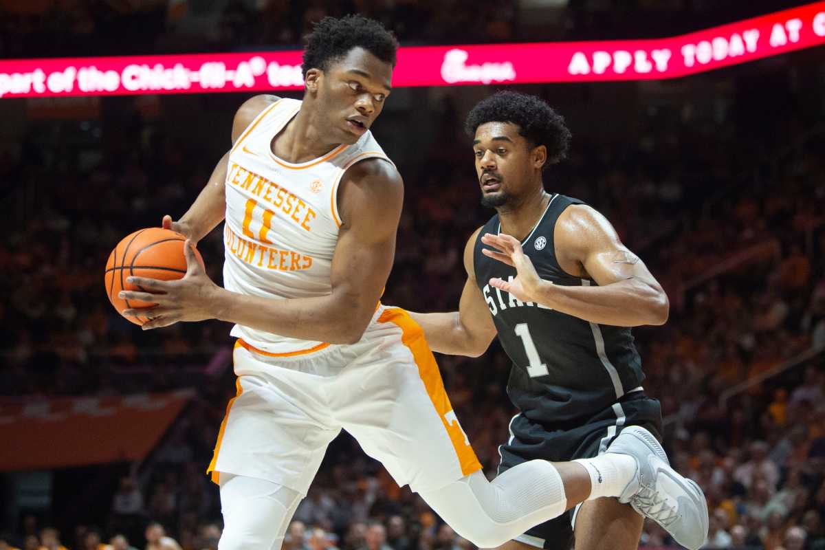 Tennessee F Tobe Awaka